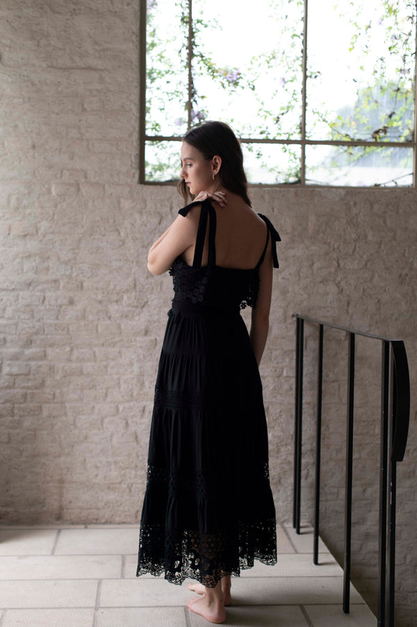 Della Dress in Black