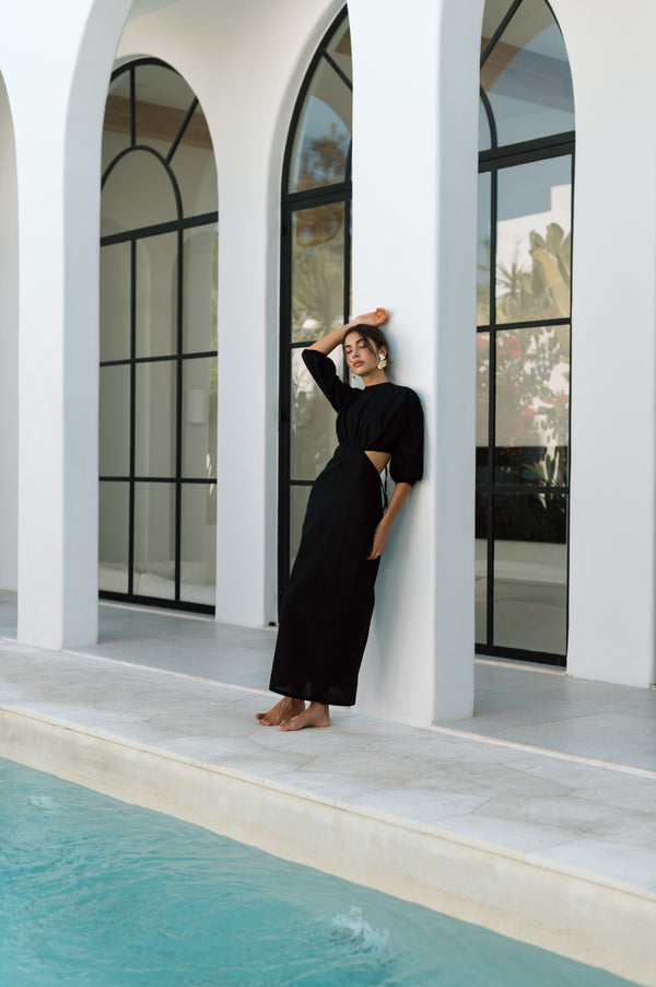 Ar Dress in Black